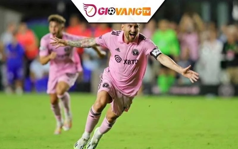 Lionel Messi tiền đạo sở hữu nhiều cú đúp nhất thế giới