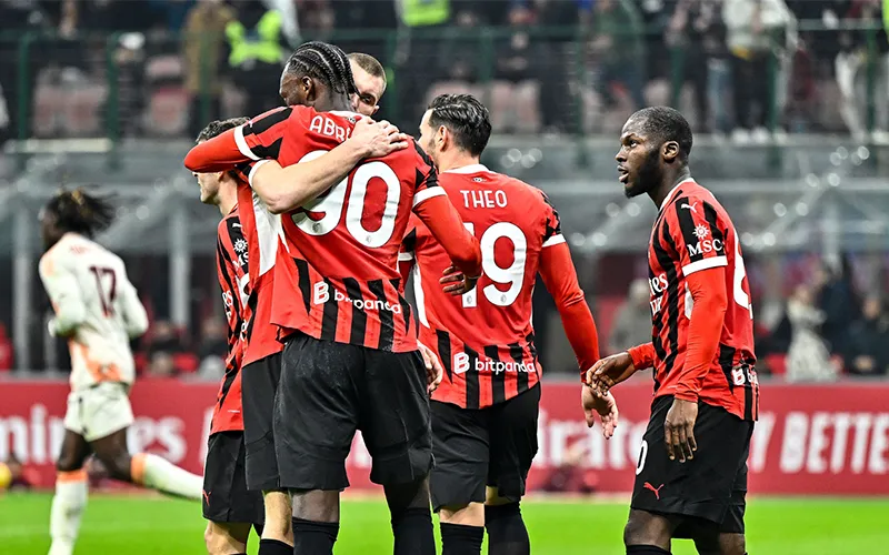 Nhận định soi kèo bóng đá AC Milan vs AS Roma 01h45 ngày 03/11/2025