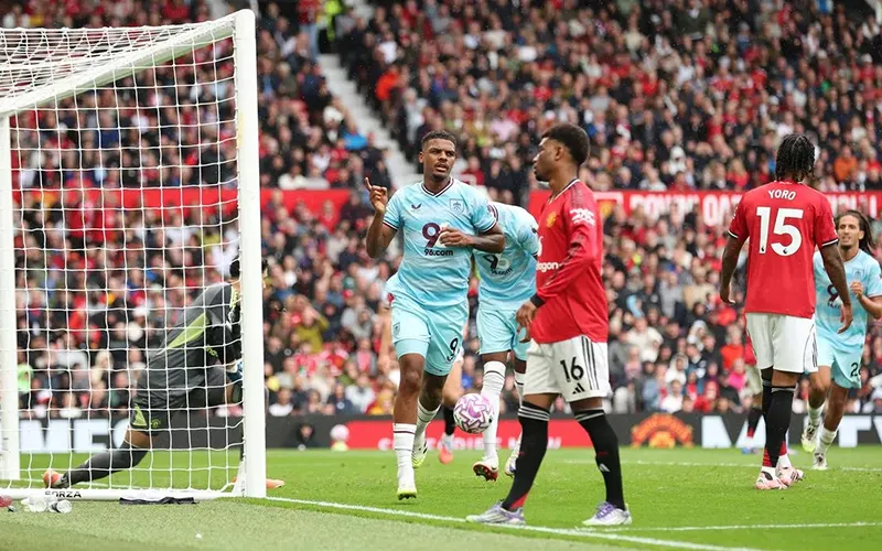 Nhận định soi kèo bóng đá Burnley vs Man Utd 03h15 ngày 08/01/2026